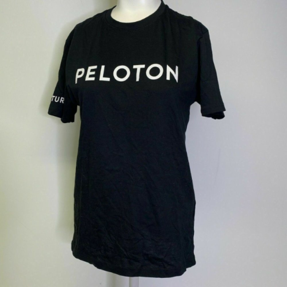 ⭐Peloton Simple black & white T-shirt sz XXL